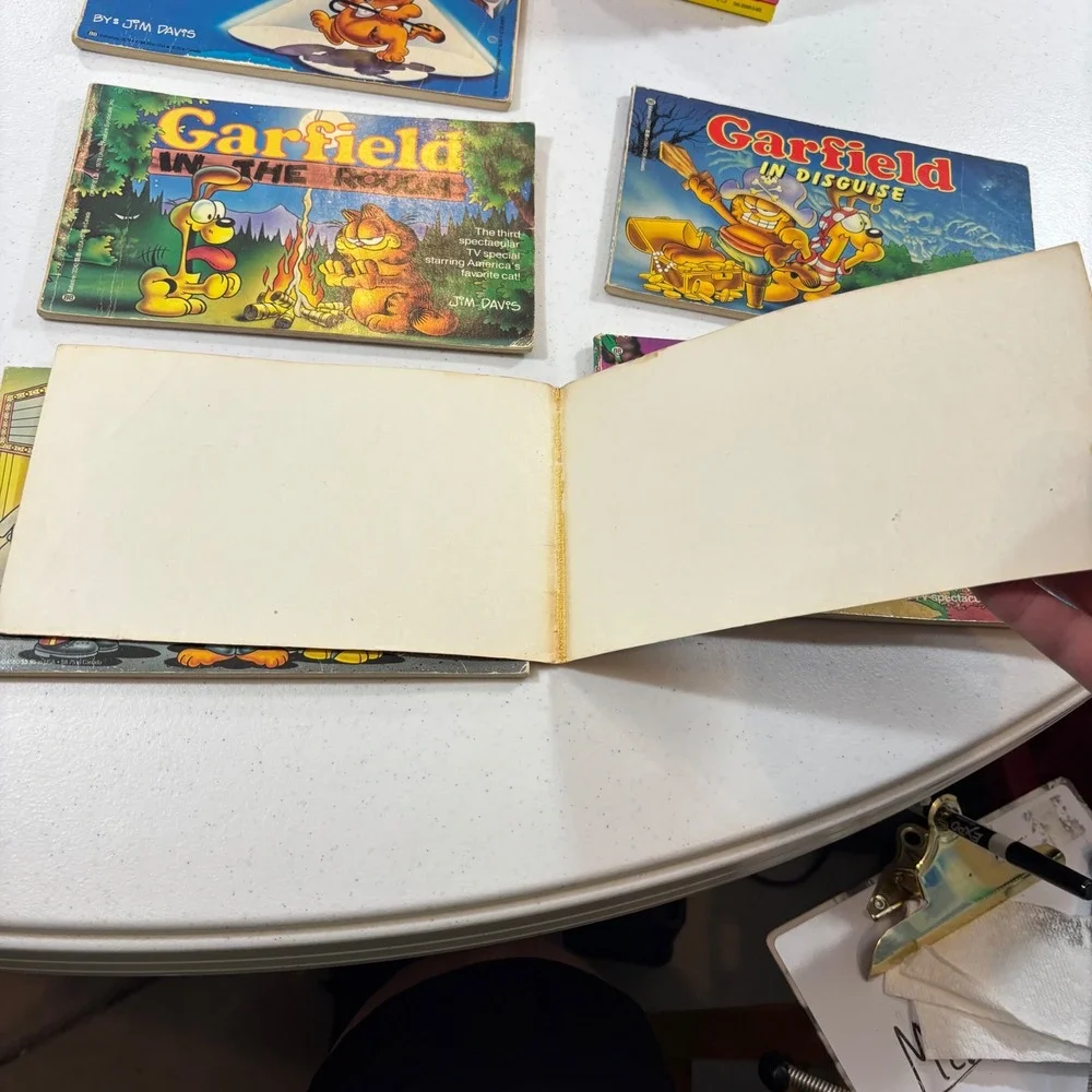 VTG 1980s Garfield Comic Book Lot of 24 Jim Davis Ballantine 1st-17th + More!